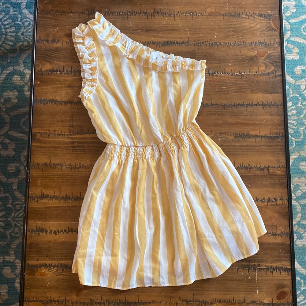 Entro spring dress never worn NWT size Medium